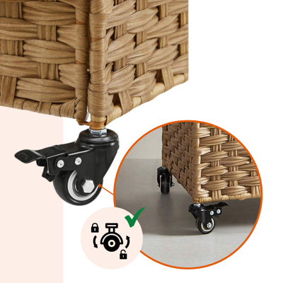 Kôš na bielizeň s kolieskami z umelého ratanu