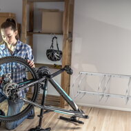 Stojan na 3 bicykle BIKE, 84x32x27cm, strieborná